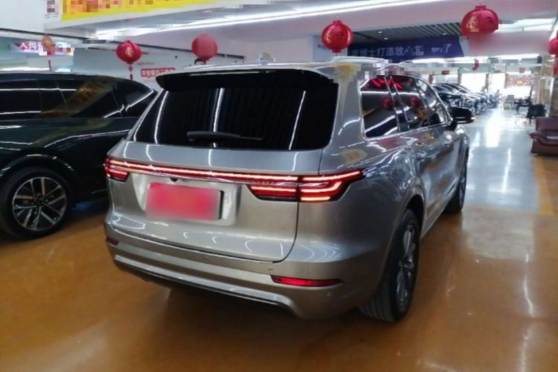 Used Li Auto ONE 2020 Extended-Range 6-Seater Version Rear Right 45 Deg