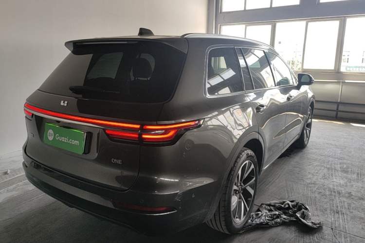 Used Li Auto ONE 2020 Range-Extended 7-Seater Version Rear Right 45 Deg
