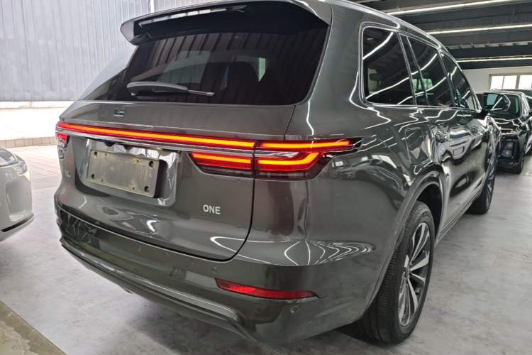 Used Li Auto ONE 2020 Extended-Range 6-Seater Version Rear Right 45 Deg