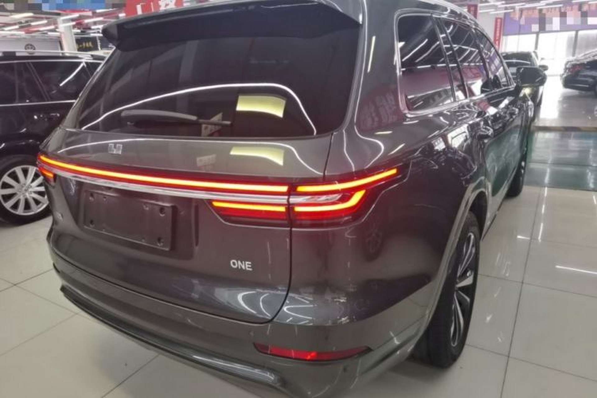 Used Li Auto ONE 2020 Extended-Range 6-Seater Version Rear Right 45 Deg