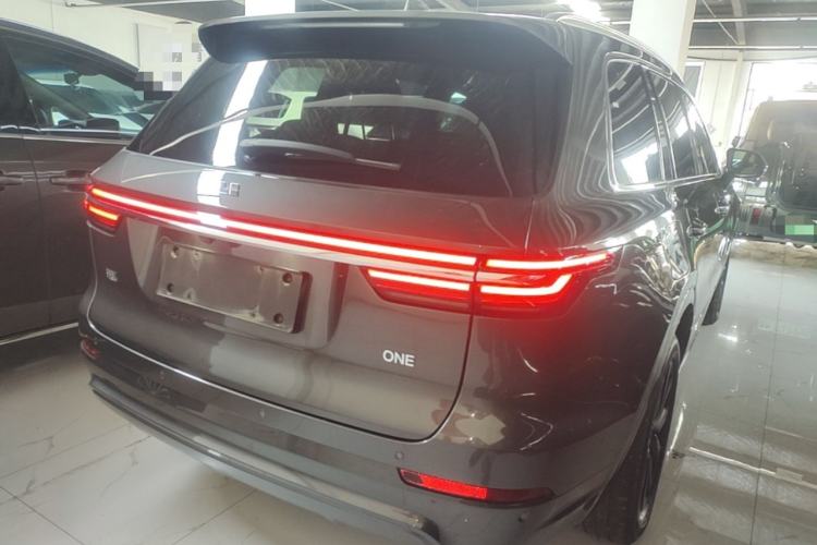 Used Li Auto ONE 2020 Extended-Range 6-Seater Version Rear Right 45 Deg