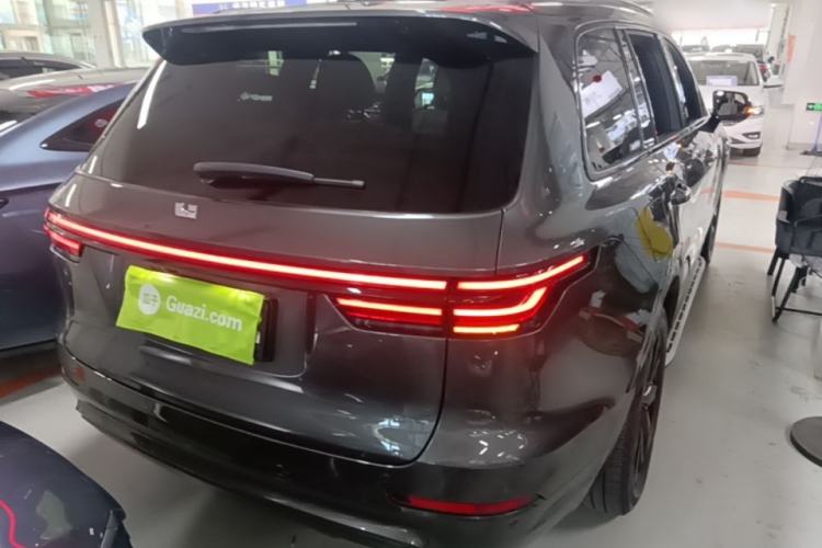 Used Li Auto ONE 2020 Extended-Range 6-Seater Version Rear Right 45 Deg