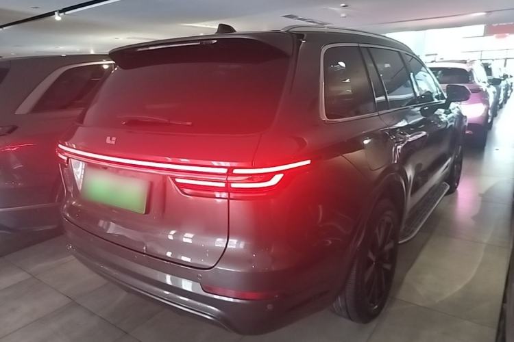 Used Li Auto ONE 2020 Extended-Range 6-Seater Version Rear Right 45 Deg
