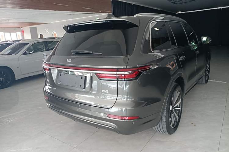 Used Li Auto ONE 2020 Extended-Range 6-Seater Version Rear Right 45 Deg