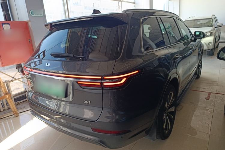 Used Li Auto ONE 2020 Extended-Range 6-Seater Version Rear Right 45 Deg