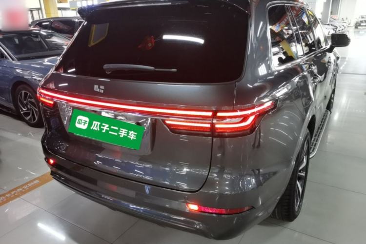 Used Li Auto ONE 2020 Extended-Range 6-Seater Version Rear Right 45 Deg