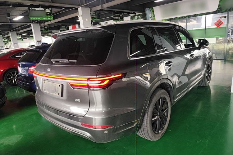 Used Li Auto ONE 2020 Extended-Range 6-Seater Version Rear Right 45 Deg
