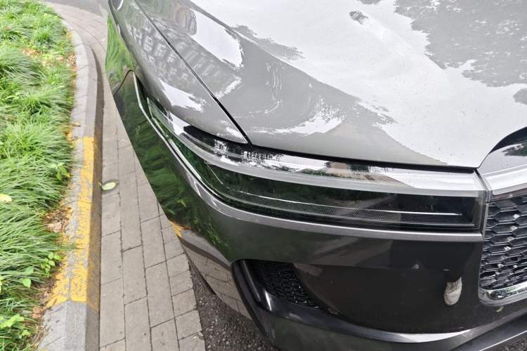 Used Li Auto ONE 2020 Extended-Range 6-Seater Version Right Front Headlight
