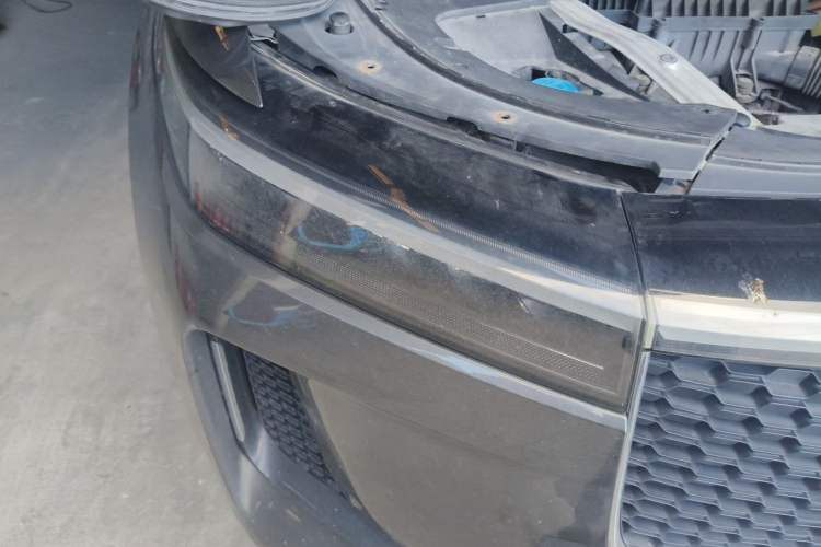 Used Li Auto ONE 2020 Extended-Range 6-Seater Version Right Front Headlight