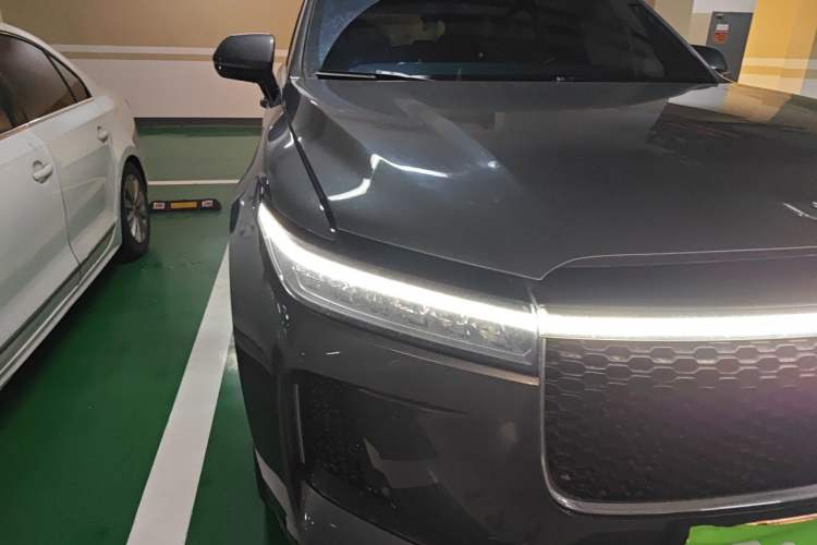 Used Li Auto ONE 2020 Extended-Range 6-Seater Version Right Front Headlight