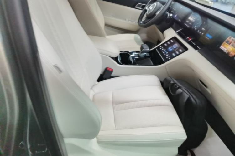 Used Li Auto ONE 2020 Extended-Range 6-Seater Version Right Front Seat