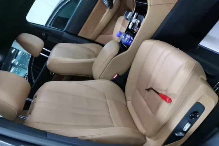 Used Li Auto ONE 2020 Extended-Range 6-Seater Version Right Front Seat