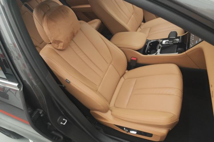 Used Li Auto ONE 2020 Range-Extended 7-Seater Version Right Front Seat