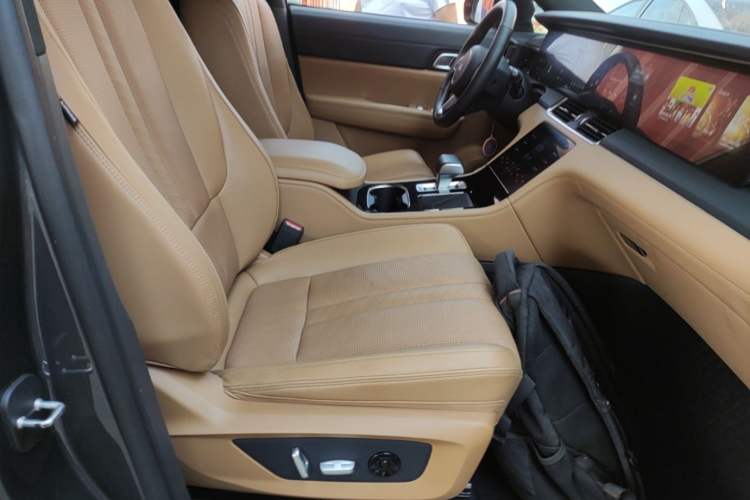 Used Li Auto ONE 2020 Extended-Range 6-Seater Version Right Front Seat