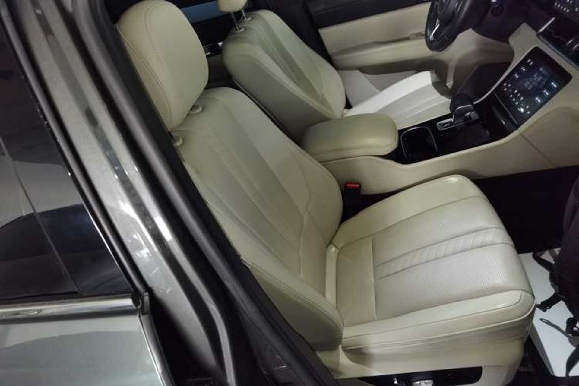 Used Li Auto ONE 2020 Extended-Range 6-Seater Version Right Front Seat