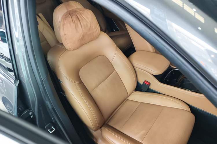 Used Li Auto ONE 2020 Extended-Range 6-Seater Version Right Front Seat