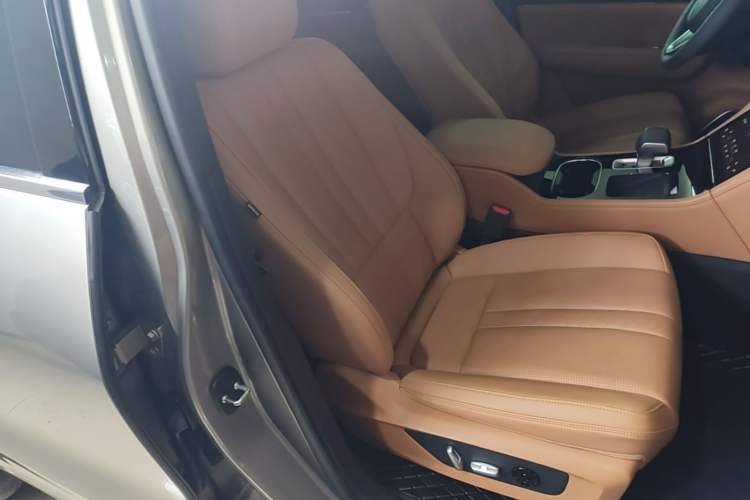 Used Li Auto ONE 2020 Extended-Range 6-Seater Version Right Front Seat