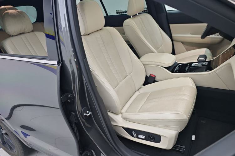 Used Li Auto ONE 2020 Extended-Range 6-Seater Version Right Front Seat