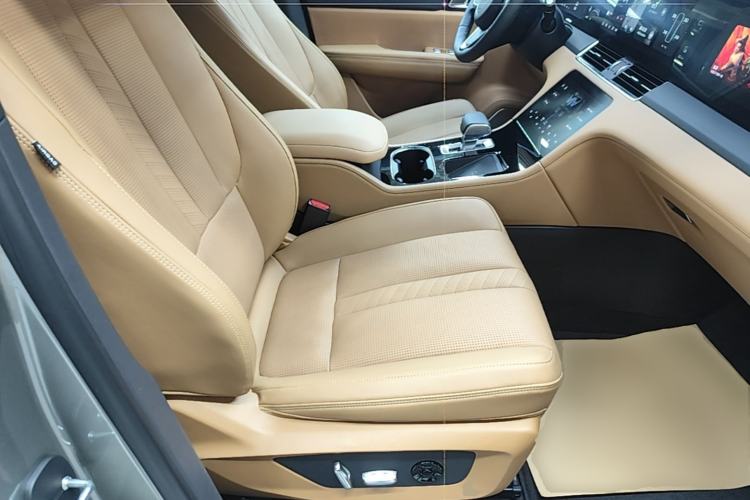 Used Li Auto ONE 2020 Extended-Range 6-Seater Version Right Front Seat