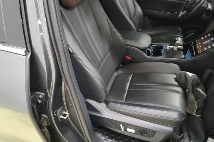 Used Li Auto ONE 2020 Extended-Range 6-Seater Version Right Front Seat