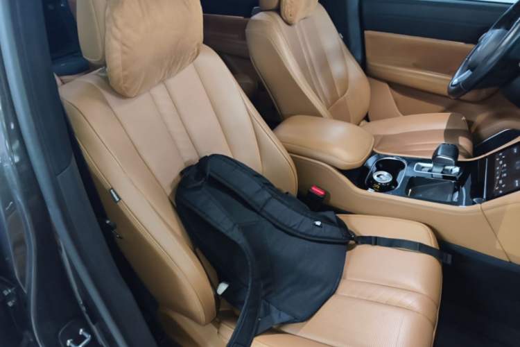 Used Li Auto ONE 2020 Extended-Range 6-Seater Version Right Front Seat