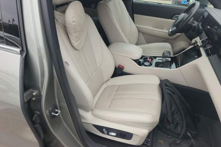 Used Li Auto ONE 2020 Extended-Range 6-Seater Version Right Front Seat
