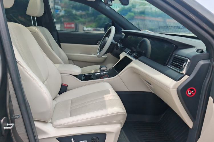 Used Li Auto ONE 2020 Extended-Range 6-Seater Version Right Front Seat