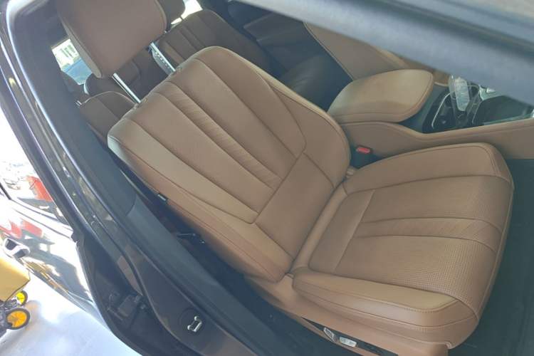Used Li Auto ONE 2020 Extended-Range 6-Seater Version Right Front Seat