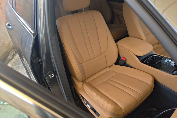 Used Li Auto ONE 2020 Extended-Range 6-Seater Version Right Front Seat