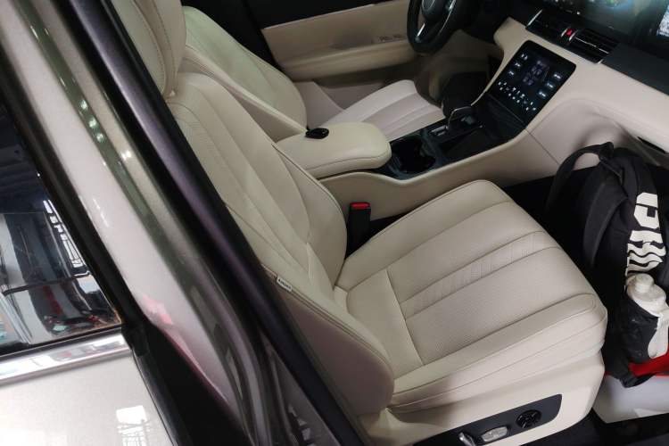 Used Li Auto ONE 2020 Extended-Range 6-Seater Version Right Front Seat