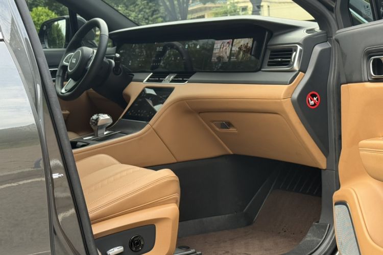Used Li Auto ONE 2020 Extended-Range 6-Seater Version Right Front Seat