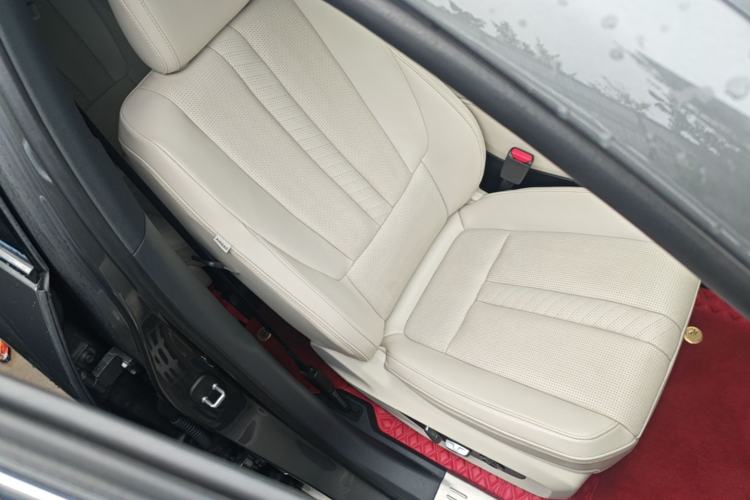 Used Li Auto ONE 2020 Extended-Range 6-Seater Version Right Front Seat