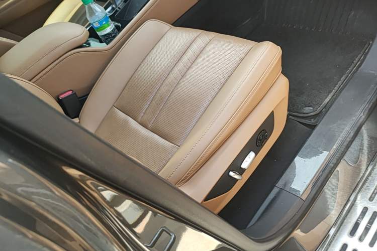 Used Li Auto ONE 2020 Extended-Range 6-Seater Version Right Front Seat