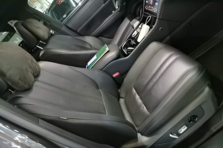 Used Li Auto ONE 2020 Extended-Range 6-Seater Version Right Front Seat