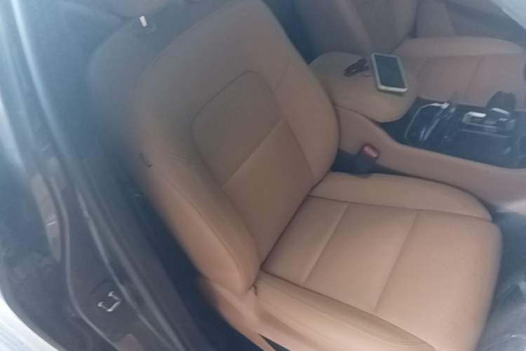 Used Li Auto ONE 2020 Extended-Range 6-Seater Version Right Front Seat