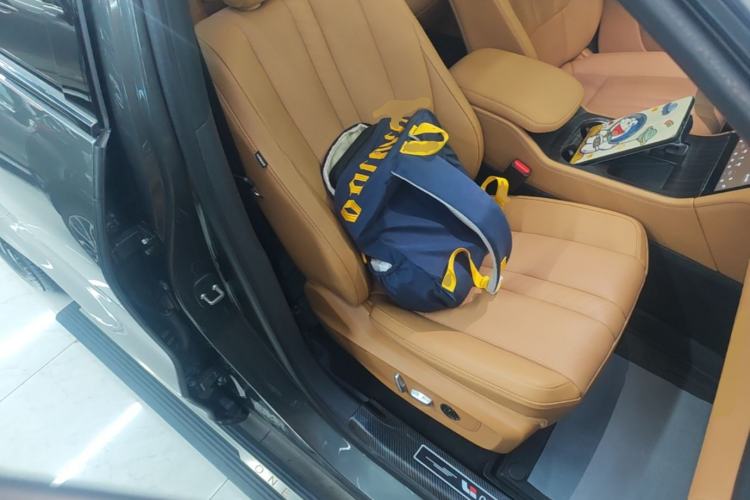 Used Li Auto ONE 2020 Extended-Range 6-Seater Version Right Front Seat