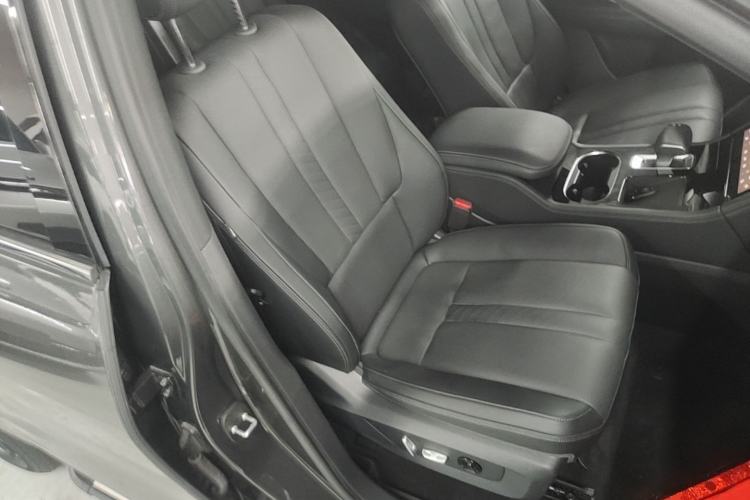 Used Li Auto ONE 2020 Extended-Range 6-Seater Version Right Front Seat