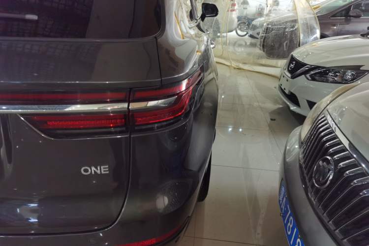 Used Li Auto ONE 2020 Extended-Range 6-Seater Version Right Rear Taillight