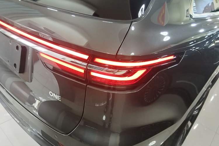 Used Li Auto ONE 2020 Extended-Range 6-Seater Version Right Rear Taillight