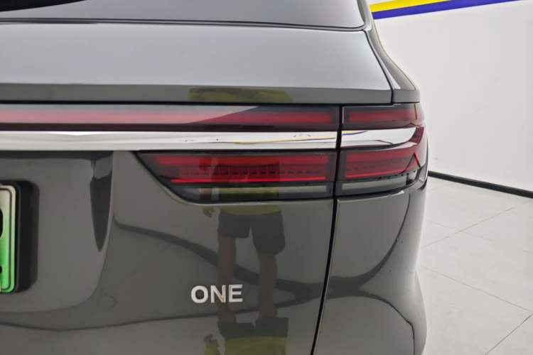Used Li Auto ONE 2020 Extended-Range 6-Seater Version Right Rear Taillight