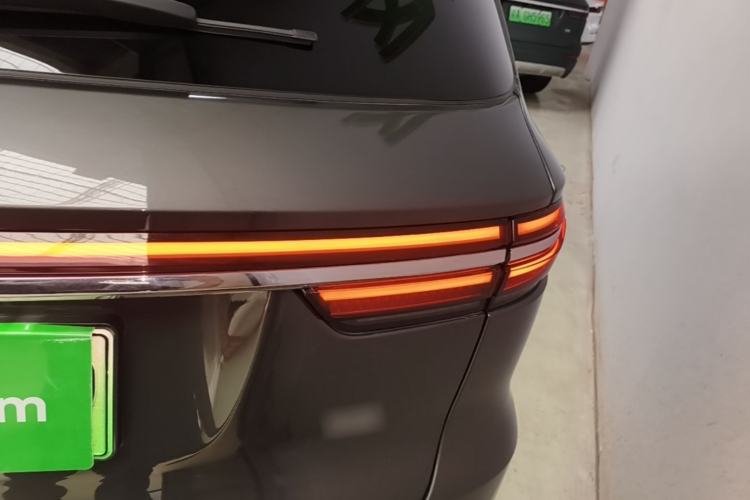 Used Li Auto ONE 2020 Extended-Range 6-Seater Version Right Rear Taillight