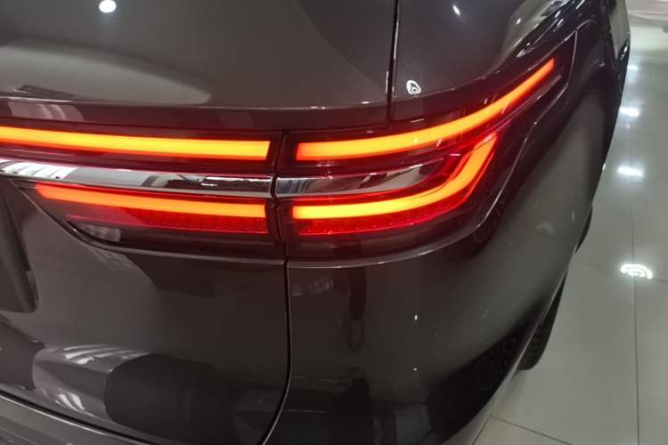 Used Li Auto ONE 2020 Extended-Range 6-Seater Version Right Rear Taillight