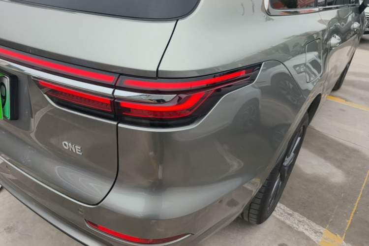 Used Li Auto ONE 2020 Extended-Range 6-Seater Version Right Rear Taillight