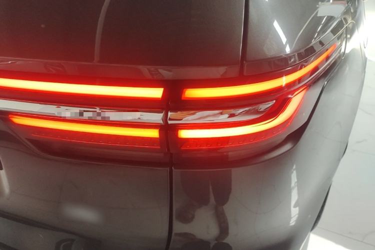 Used Li Auto ONE 2020 Range-Extended 7-Seater Version Right Rear Taillight