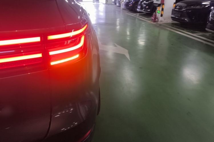 Used Li Auto ONE 2020 Extended-Range 6-Seater Version Right Rear Taillight