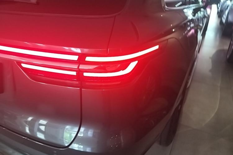 Used Li Auto ONE 2020 Extended-Range 6-Seater Version Right Rear Taillight