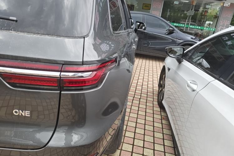 Used Li Auto ONE 2020 Extended-Range 6-Seater Version Right Rear Taillight