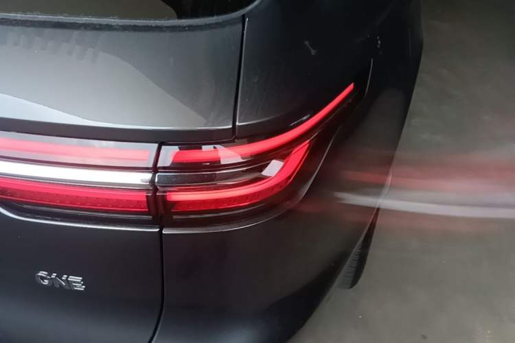 Used Li Auto ONE 2020 Extended-Range 6-Seater Version Right Rear Taillight