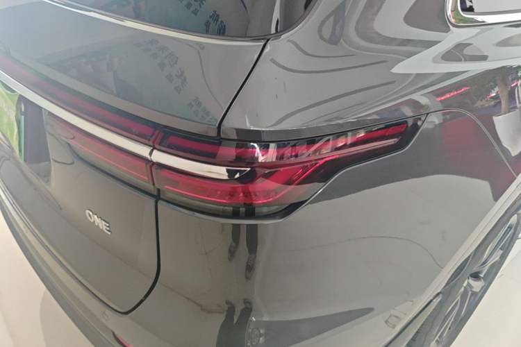 Used Li Auto ONE 2020 Extended-Range 6-Seater Version Right Rear Taillight