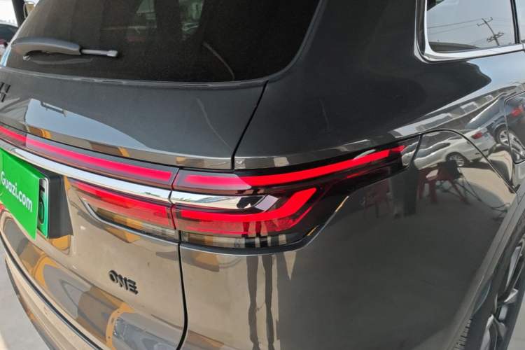 Used Li Auto ONE 2020 Extended-Range 6-Seater Version Right Rear Taillight